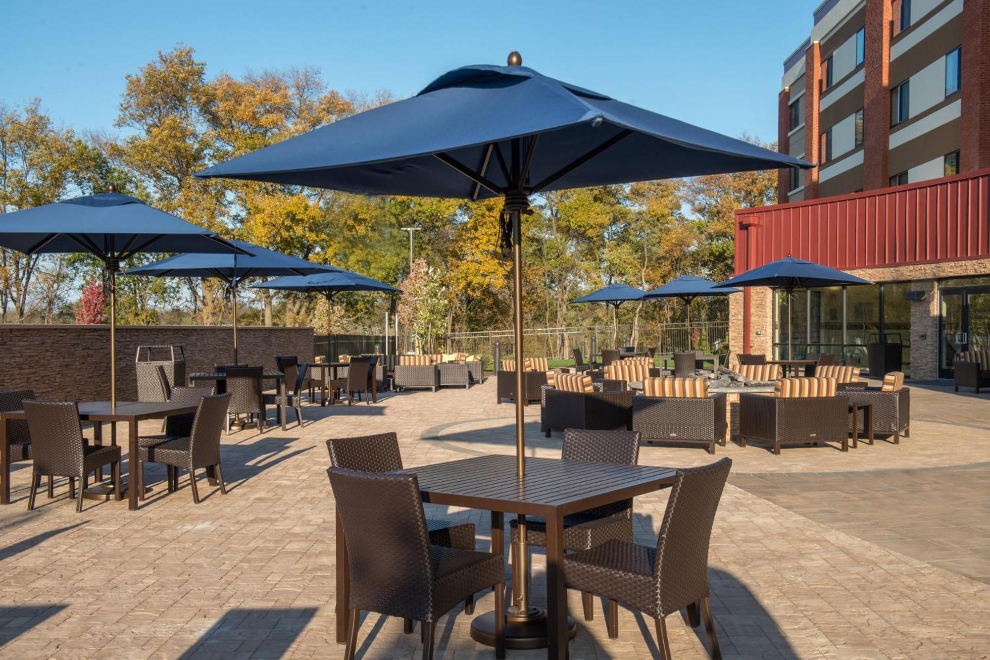 Courtyard By Marriott Shippensburg Hotel Ngoại thất bức ảnh