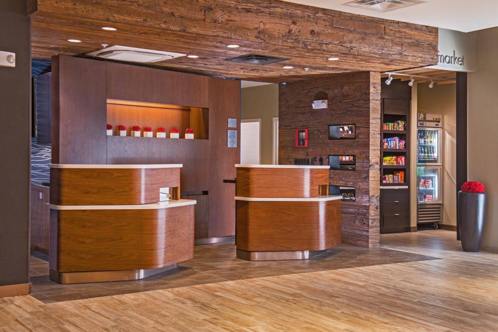 Courtyard By Marriott Shippensburg Hotel Ngoại thất bức ảnh
