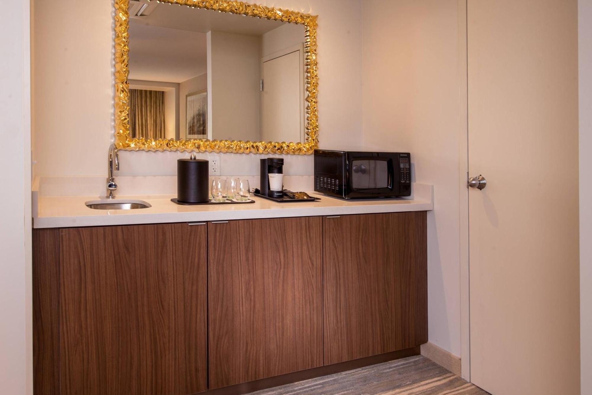 Courtyard By Marriott Shippensburg Hotel Ngoại thất bức ảnh